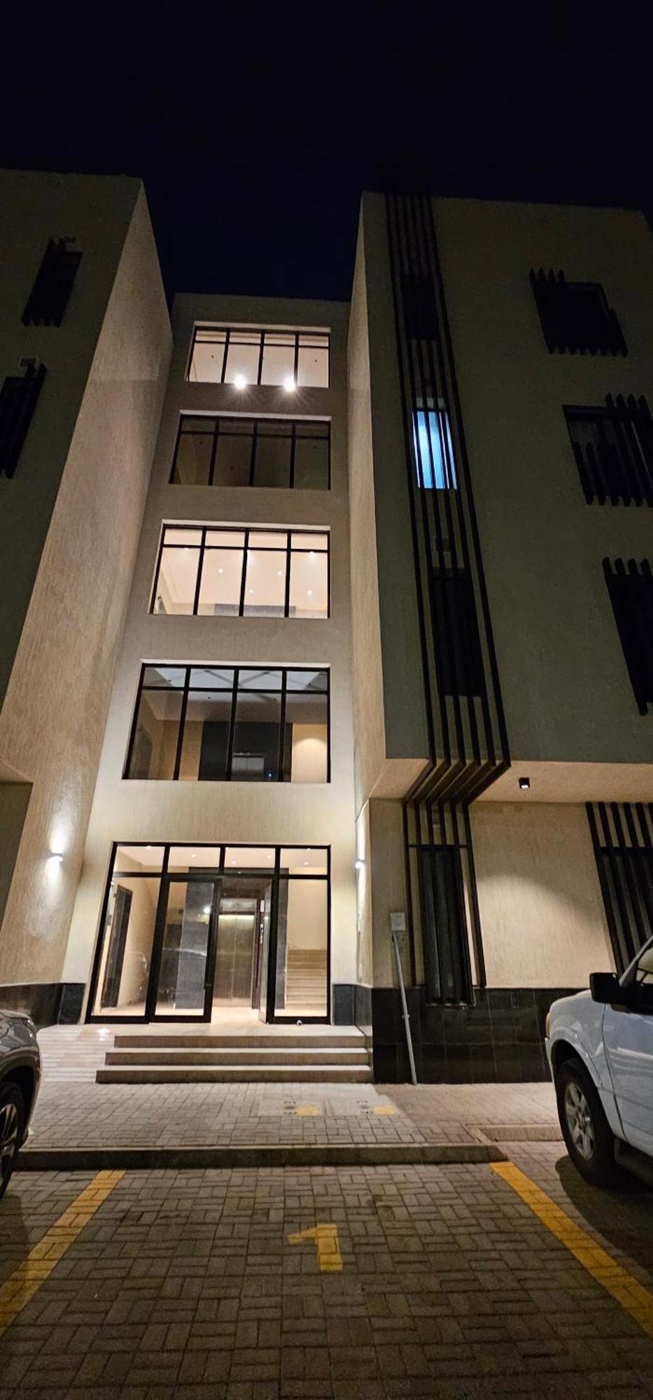 الشقق الفاخرة Modern Apartments Of 3 Bedrooms 5 Minutes To Haram المدينة المنورة المظهر الخارجي الصورة
