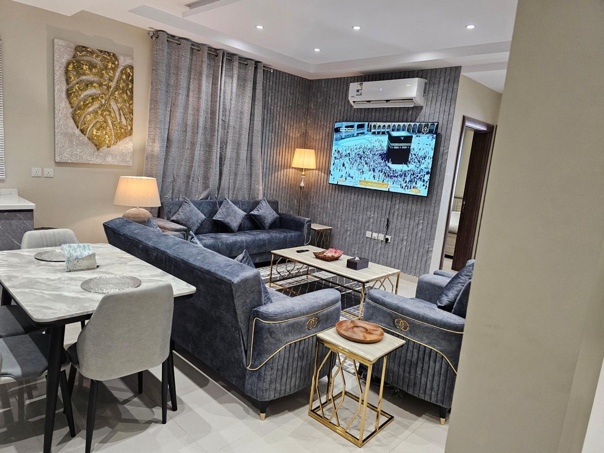 الشقق الفاخرة Modern Apartments Of 3 Bedrooms 5 Minutes To Haram المدينة المنورة المظهر الخارجي الصورة